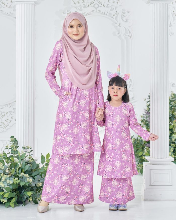 Baju Kurung Pahang Laura Printed Kids 8.0 - Splash Blossom - Image 4