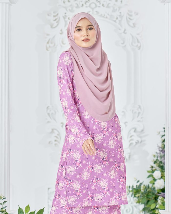 Baju Kurung Pahang Laura Printed 8.0 - Splash Blossom - Image 3