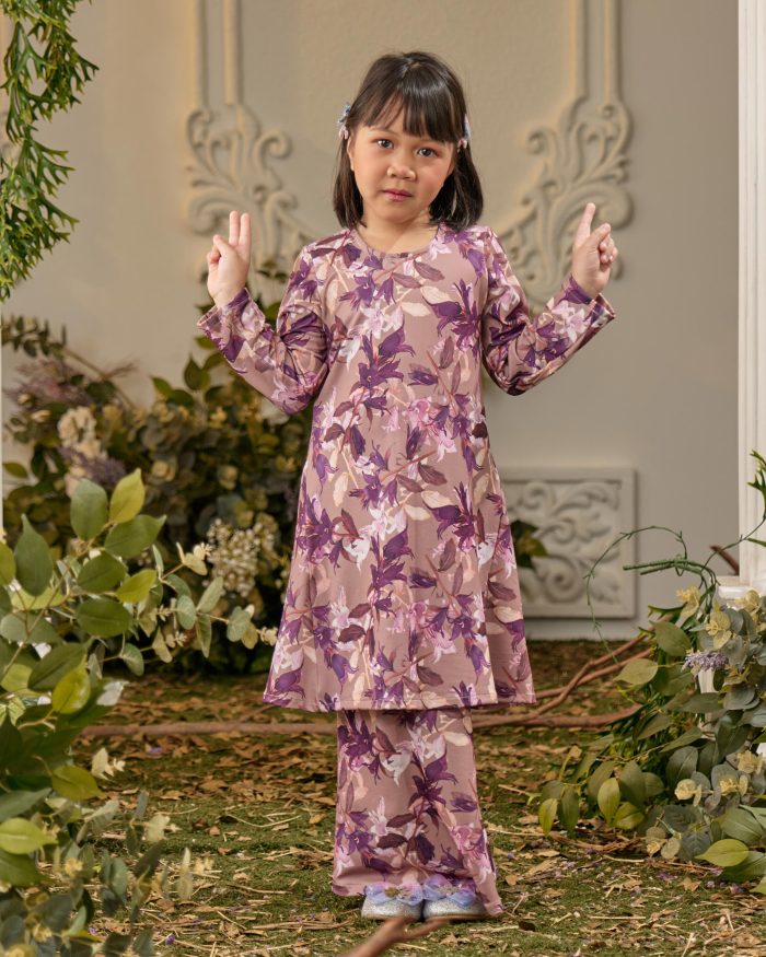 Baju Kurung Pahang Laura Printed Kids 8.0 - Tuberose - Image 2