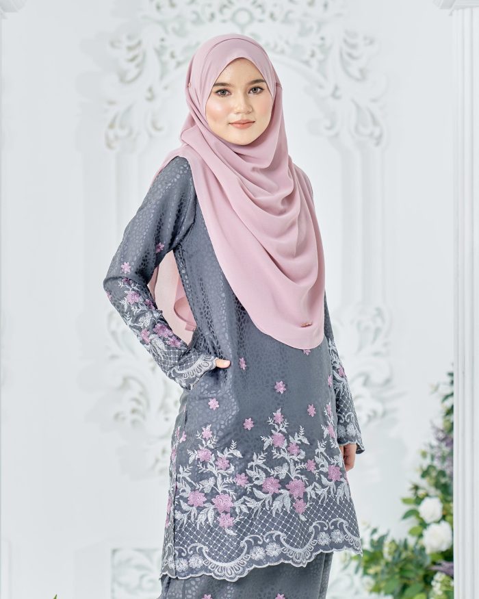 Baju Kurung Sulam Mahsuri - Kekwa Dark Grey - Image 5