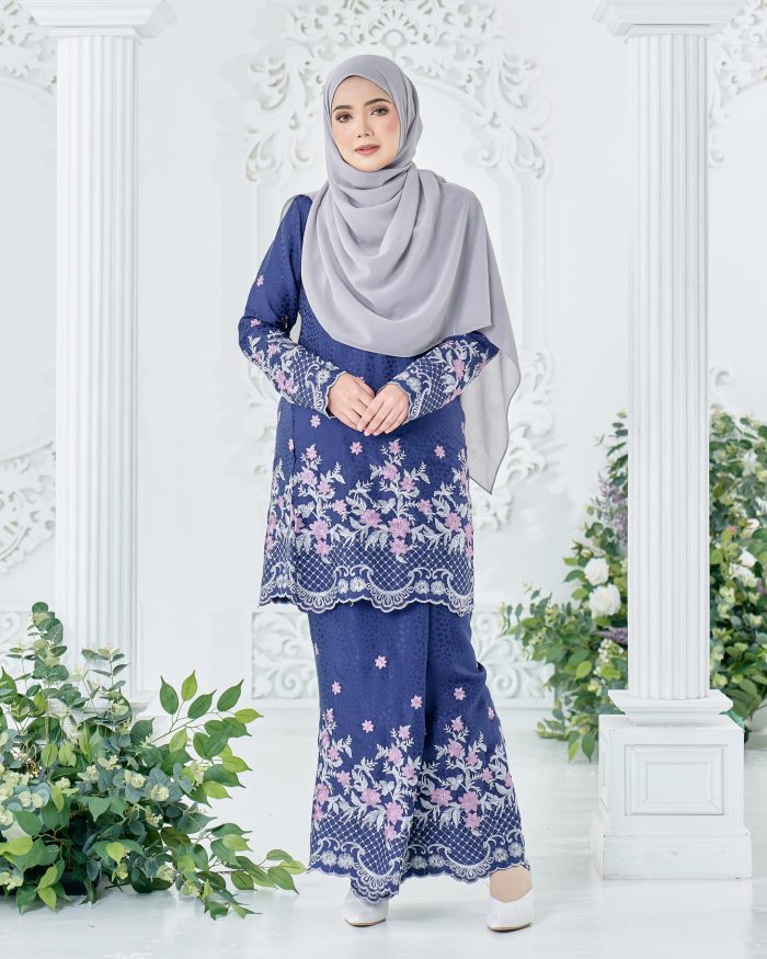 Baju Kurung Sulam Mahsuri - Kekwa Navy Blue - Image 3