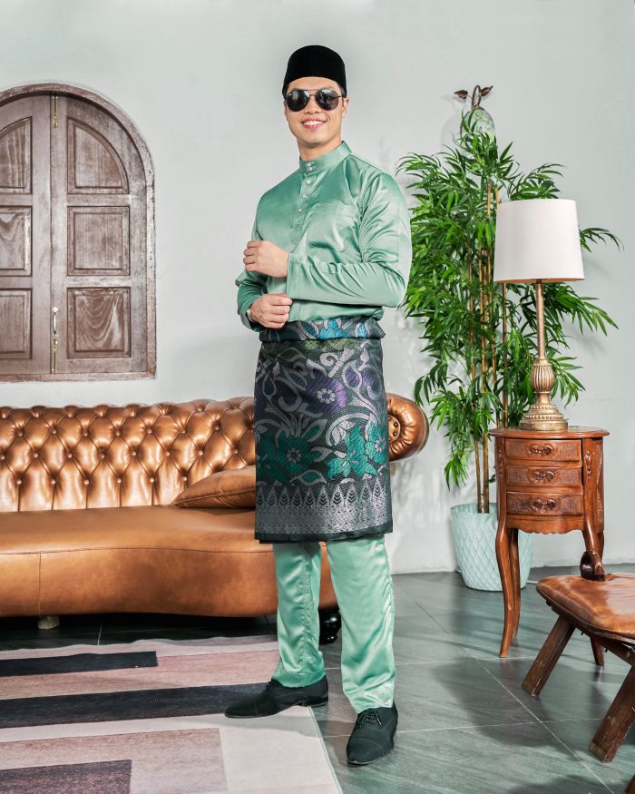 Baju Melayu Tailored Fit – Milky Green