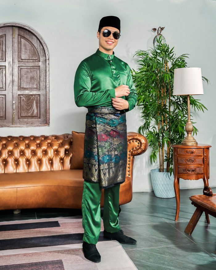 Baju Melayu Tailored Fit – Zamrud Green