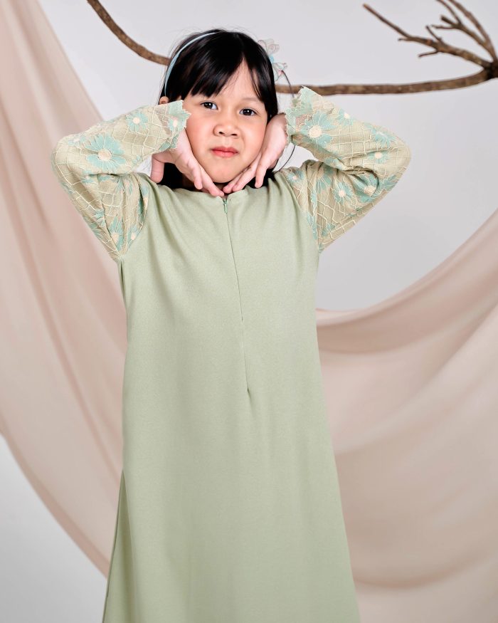 Abaya Lace Suhana Kids - Pistachio Green - Image 4