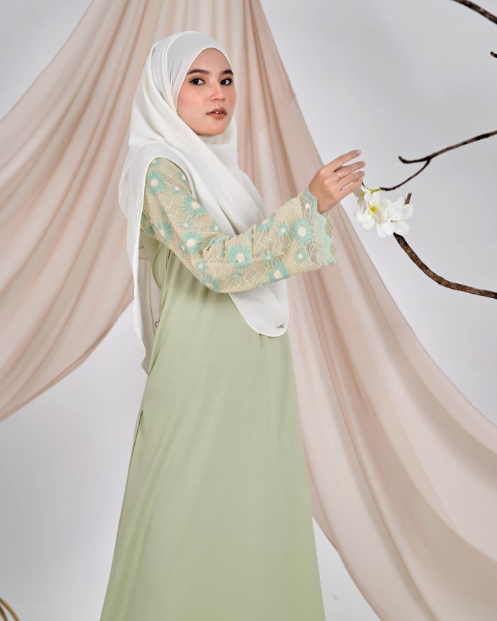 Abaya Lace Suhana - Pistachio Green - Image 5