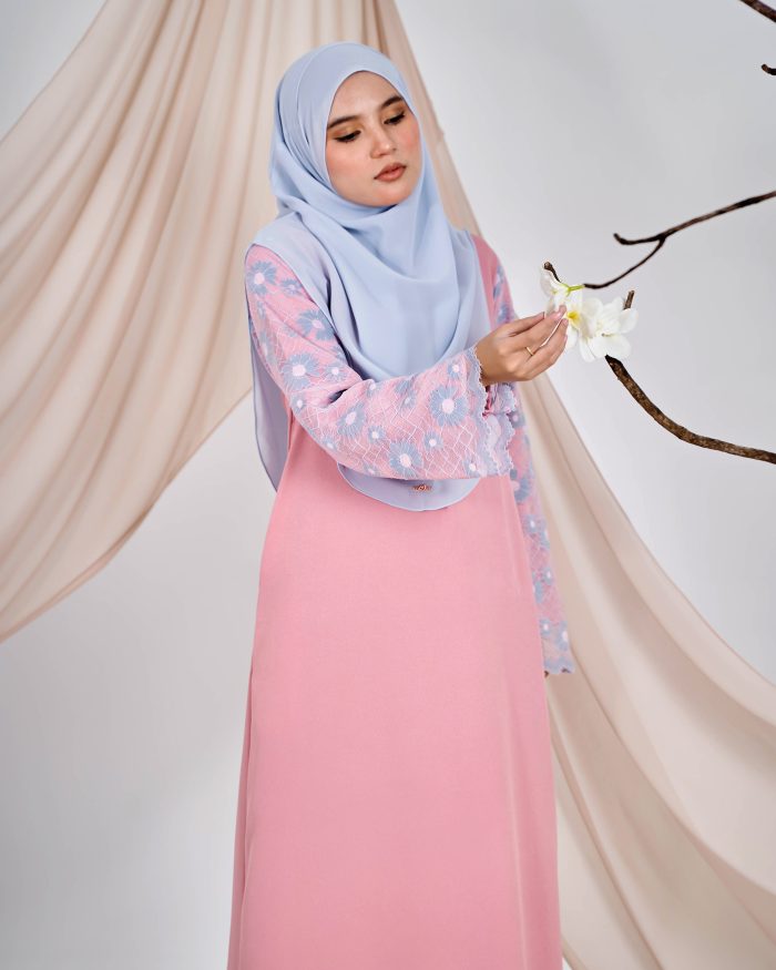 Abaya Lace Suhana - Taffy Pink - Image 6