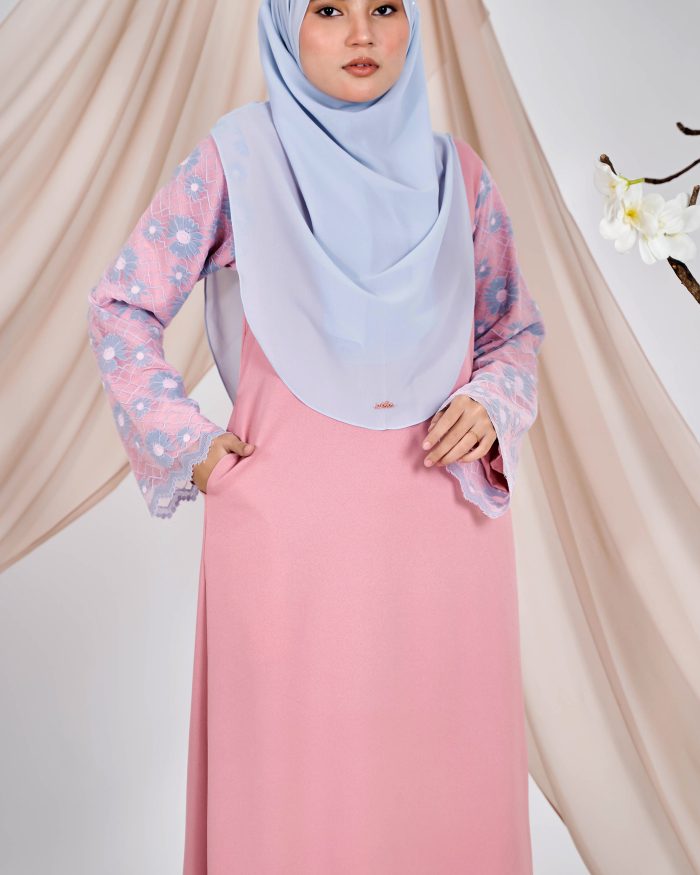 Abaya Lace Suhana - Taffy Pink - Image 5