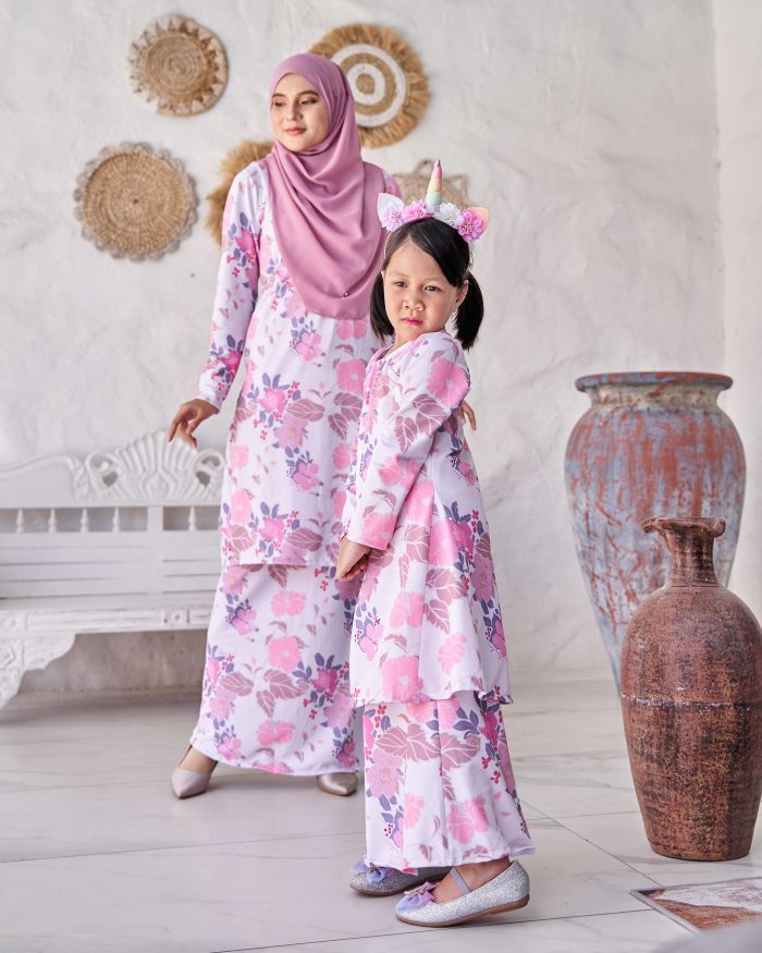 Baju Kurung Pahang Laura Printed 9.0 - Alcae Peony - Image 4