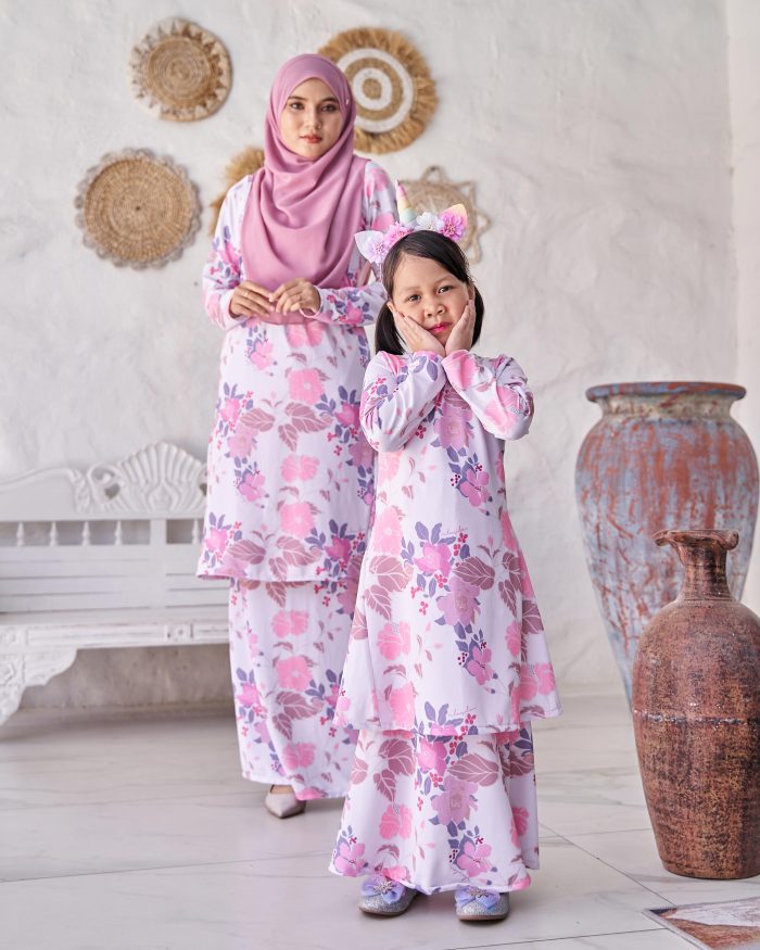 Baju Kurung Pahang Laura Printed Kids 9.0 - Alcae Peony - Image 4