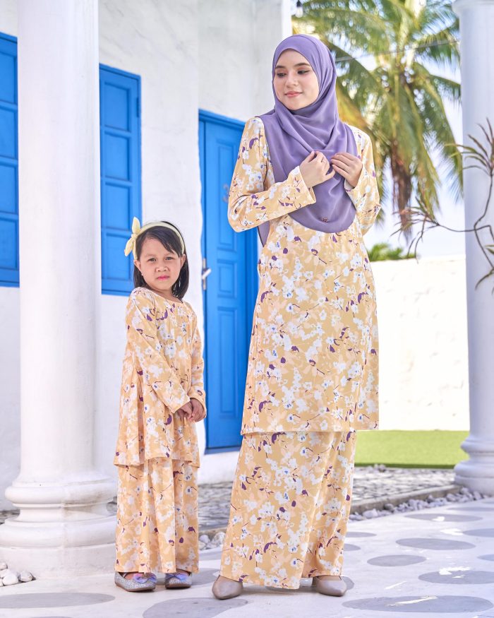 Baju Kurung Pahang Laura Printed Kids 9.0 - Canary Liliago - Image 3
