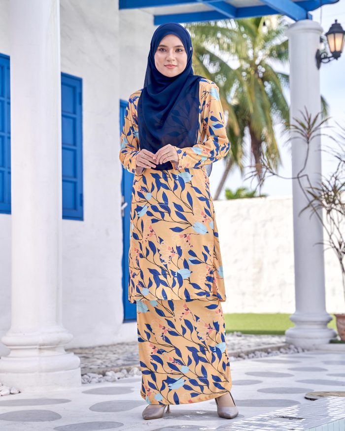 Baju Kurung Pahang Laura Printed 9.0 - Canary Tulips - Image 3