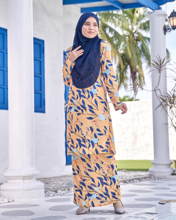 Baju Kurung Pahang Laura Printed 9.0 - Canary Tulips - Image 2