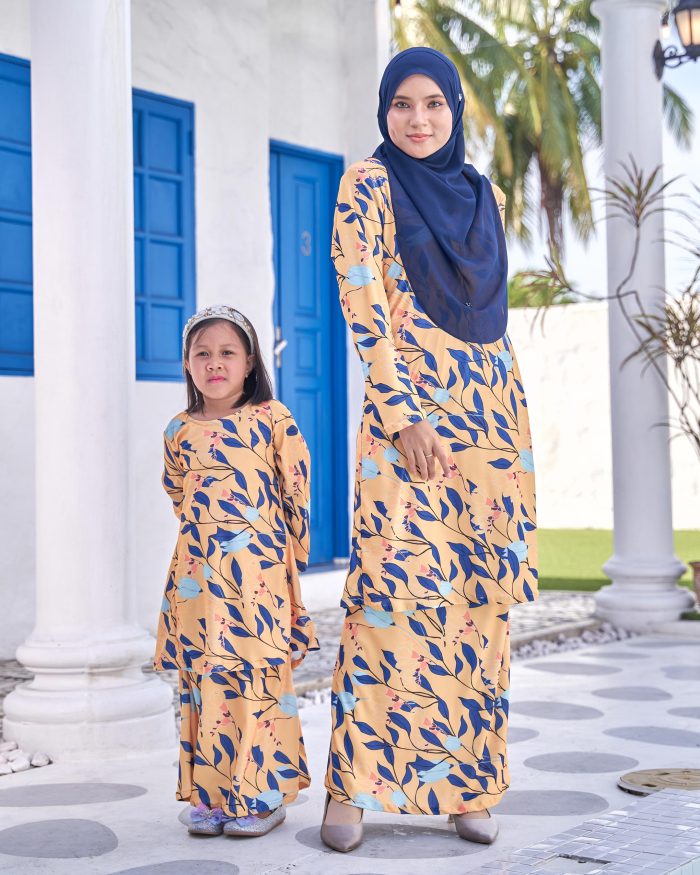 Baju Kurung Pahang Laura Printed Kids 9.0 - Canary Tulips - Image 4