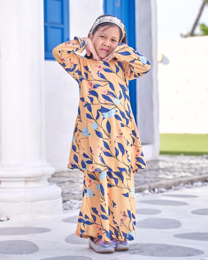 Baju Kurung Pahang Laura Printed Kids 9.0 - Canary Tulips - Image 2