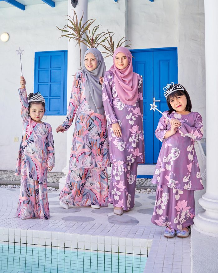 Baju Kurung Pahang Laura Printed 9.0 - Petunia Plum - Image 4