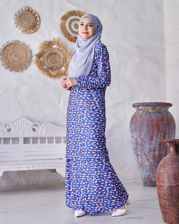 Baju Kurung Pahang Laura Printed 9.0 - Denim Dots - Image 2