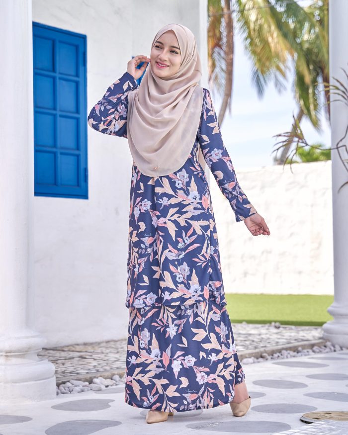 Baju Kurung Pahang Laura Printed 9.0 - Eglantine Spruce