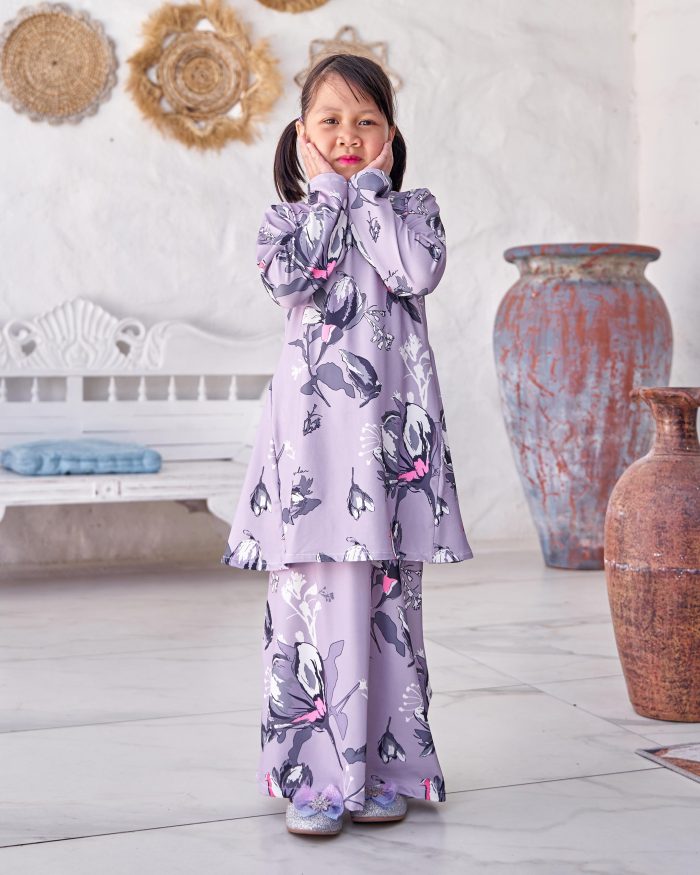 Baju Kurung Pahang Laura Printed Kids 9.0 - Iris Lobelia