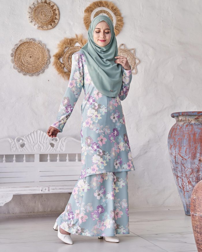 Baju Kurung Pahang Laura Printed 9.0 - Jungle Hibiscus