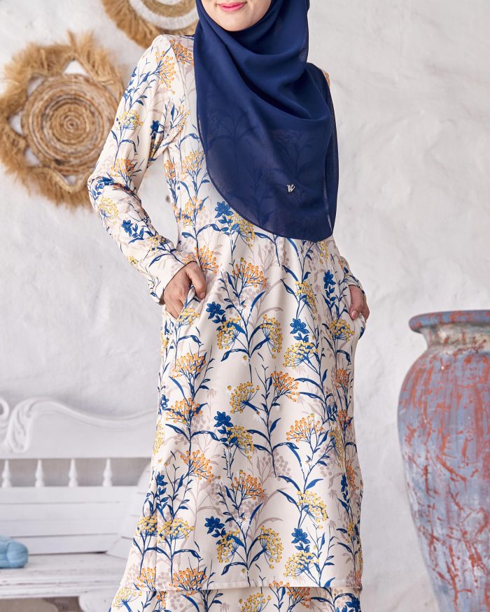 Baju Kurung Pahang Laura Printed 9.0 - Mellow Annes - Image 4