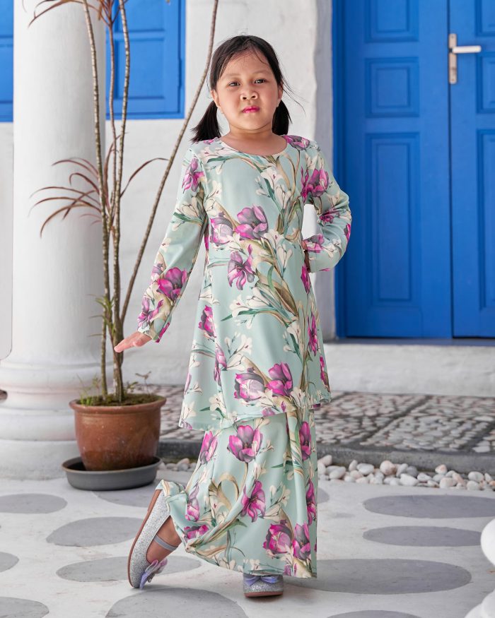 Baju Kurung Pahang Laura Printed Kids 9.0 - Mint Tulips