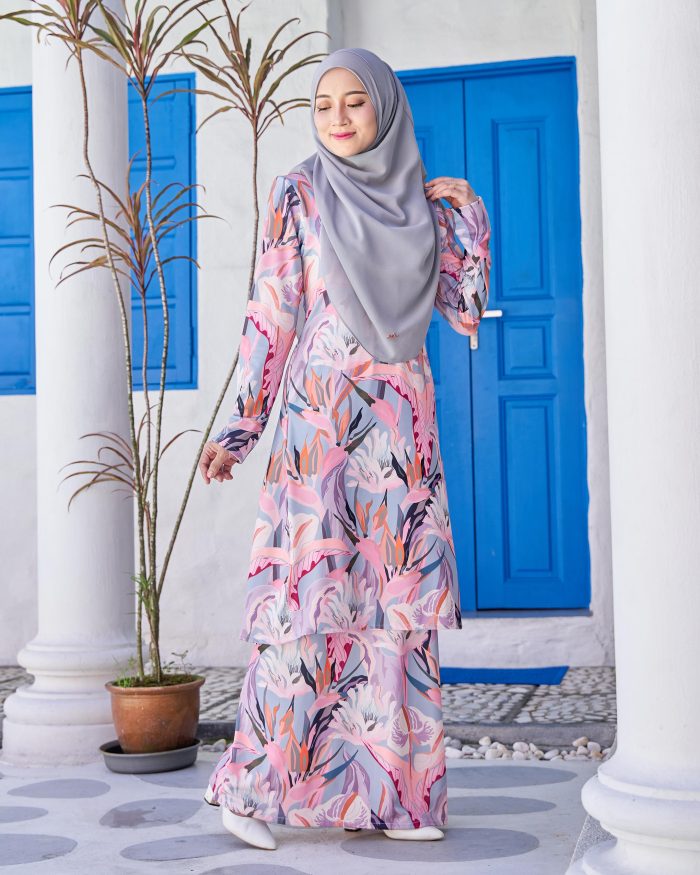 Baju Kurung Pahang Laura Printed 9.0 - Peace Lily - Image 2