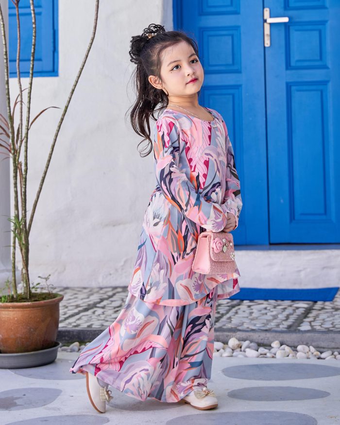 Baju Kurung Pahang Laura Printed Kids 9.0 - Peace Lily - Image 3