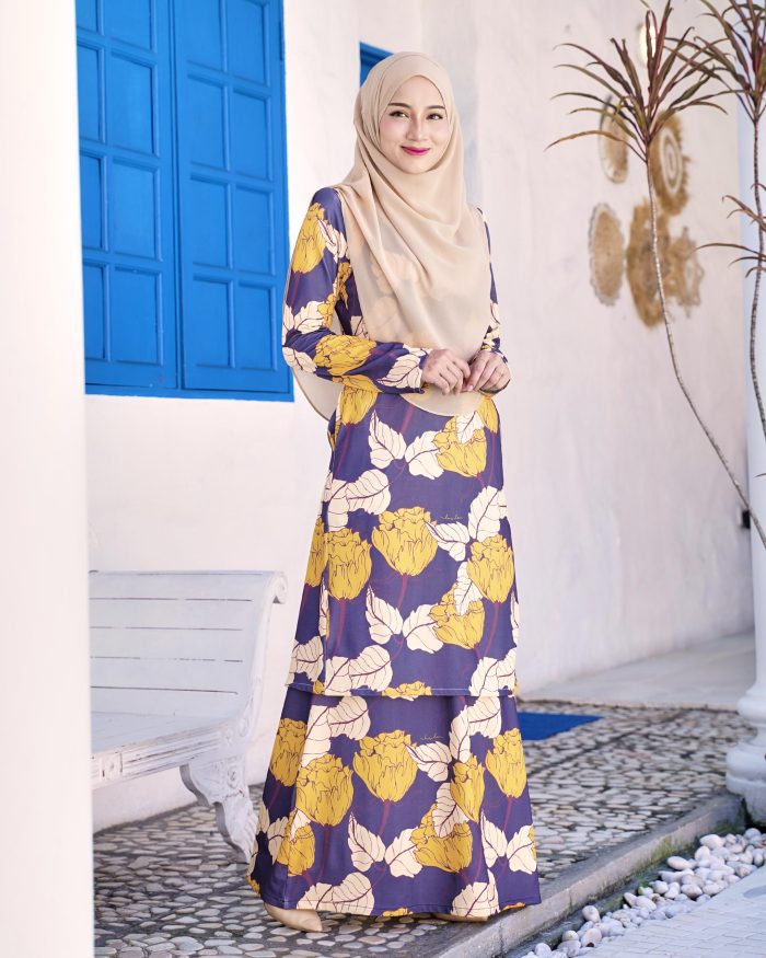 Baju Kurung Pahang Laura Printed 9.0 - Pebble Millionbells - Image 3