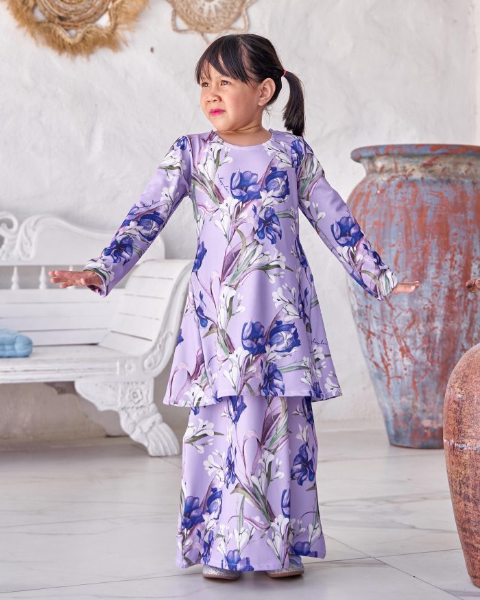 Baju Kurung Pahang Laura Printed Kids 9.0 - Periwinkle Tulips