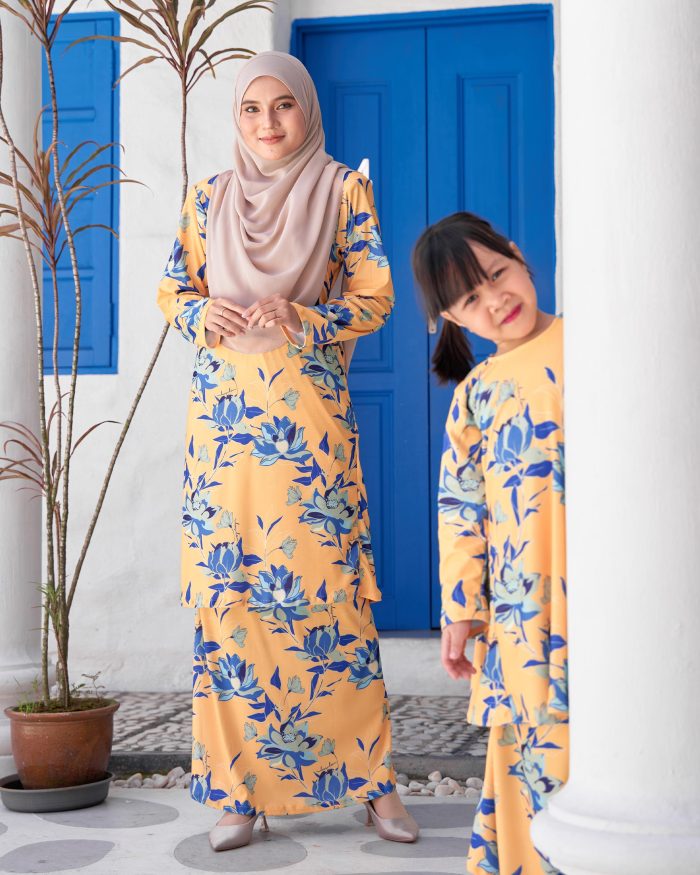 Baju Kurung Pahang Laura Printed 9.0 - Sacred Tuscan - Image 5