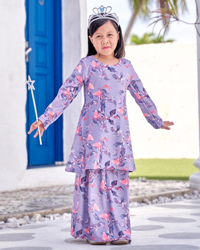 Baju Kurung Pahang Laura Printed Kids 9.0 - Violet Paradise - Image 2