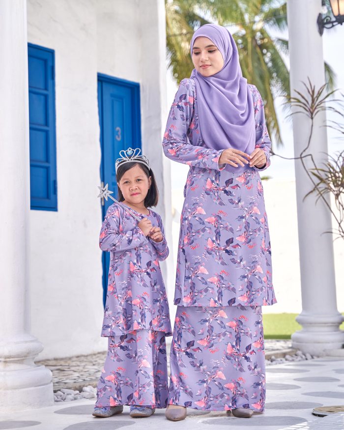 Baju Kurung Pahang Laura Printed Kids 9.0 - Violet Paradise - Image 4