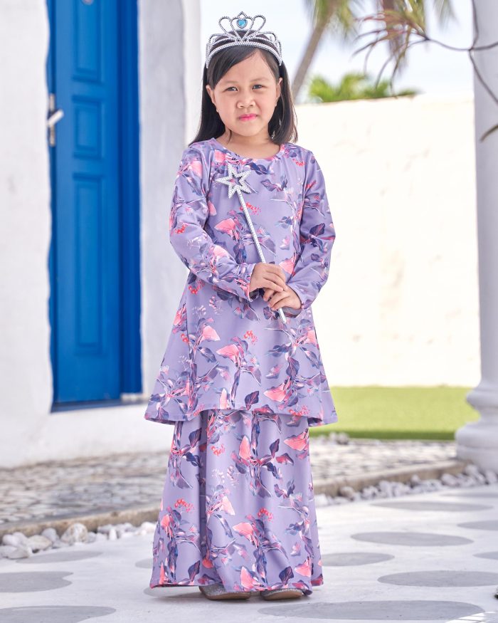 Baju Kurung Pahang Laura Printed Kids 9.0 - Violet Paradise - Image 3