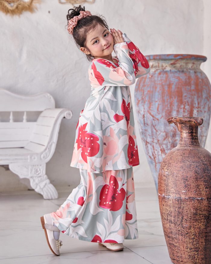 Baju Kurung Pahang Laura Printed Kids 9.0 - Winter Buttercup