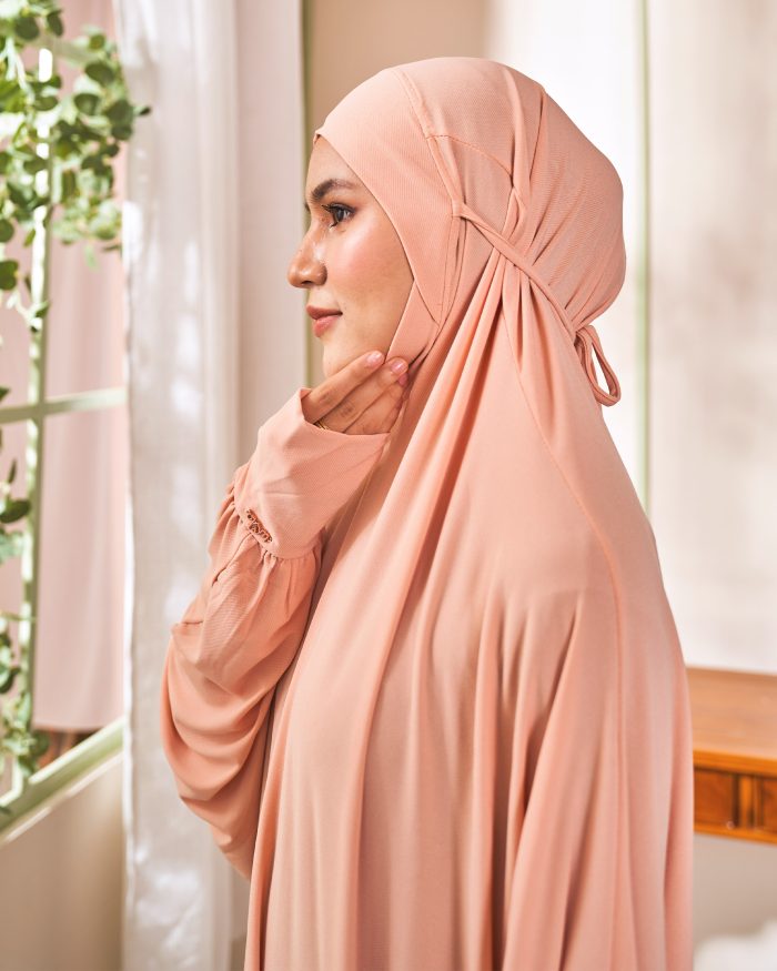 Telekung Lateefah - Apricot Peach - Image 5