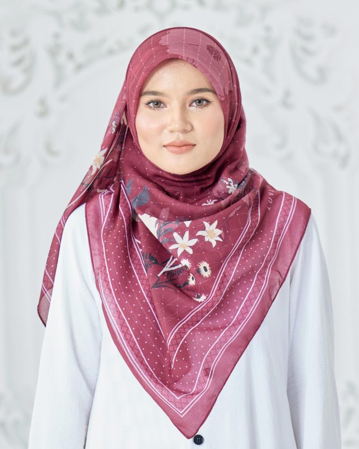 Tudung Bawal Cotton Voile Dahlia - Babylon Red - Image 2