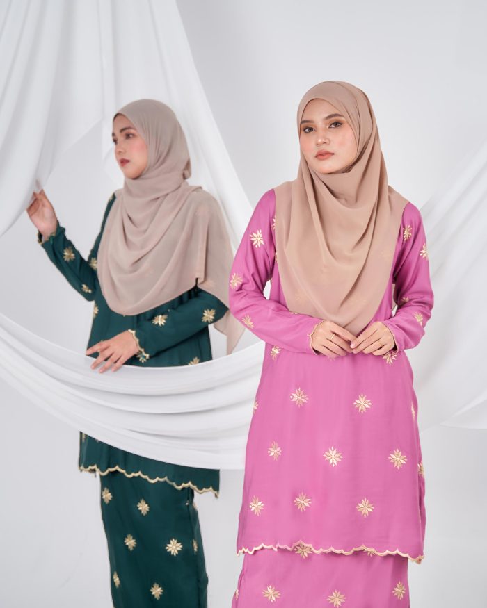 Baju Kurung Sulam Songket Tun Teja - Melati Emerald Green - Image 8