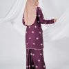Baju Kurung Sulam Songket Tun Teja - Melati Magenta - Image 3