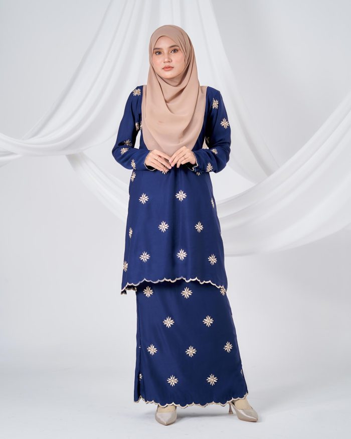 Baju Kurung Sulam Songket Tun Teja - Melati Navy Blue - Image 4