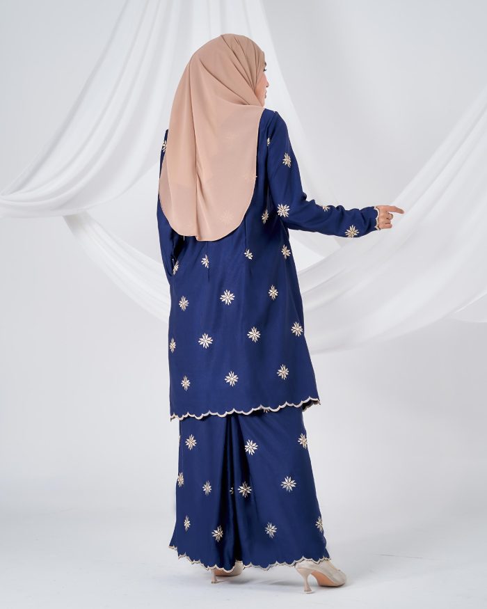 Baju Kurung Sulam Songket Tun Teja - Melati Navy Blue - Image 3