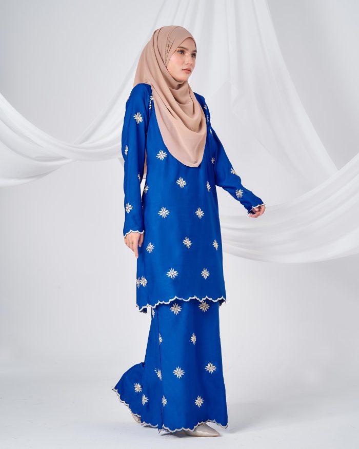 Baju Kurung Sulam Songket Tun Teja - Melati Royal Blue - Image 3