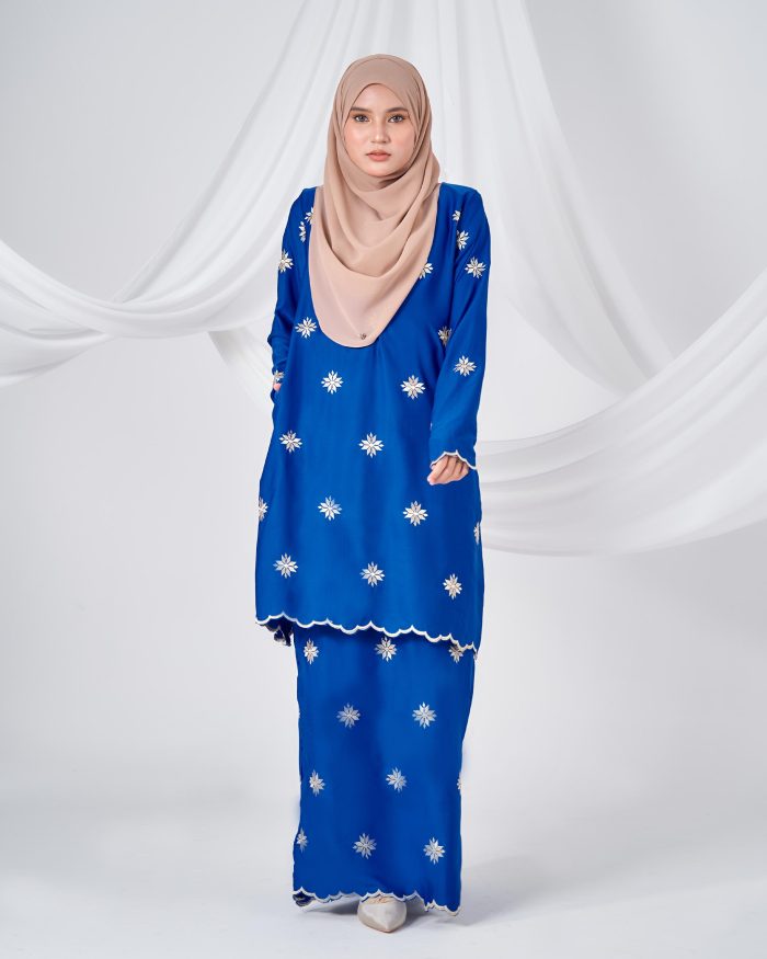 Baju Kurung Sulam Songket Tun Teja - Melati Royal Blue