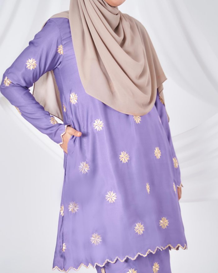 Baju Kurung Sulam Songket Tun Teja - Teratai Fragrant Lilac - Image 6