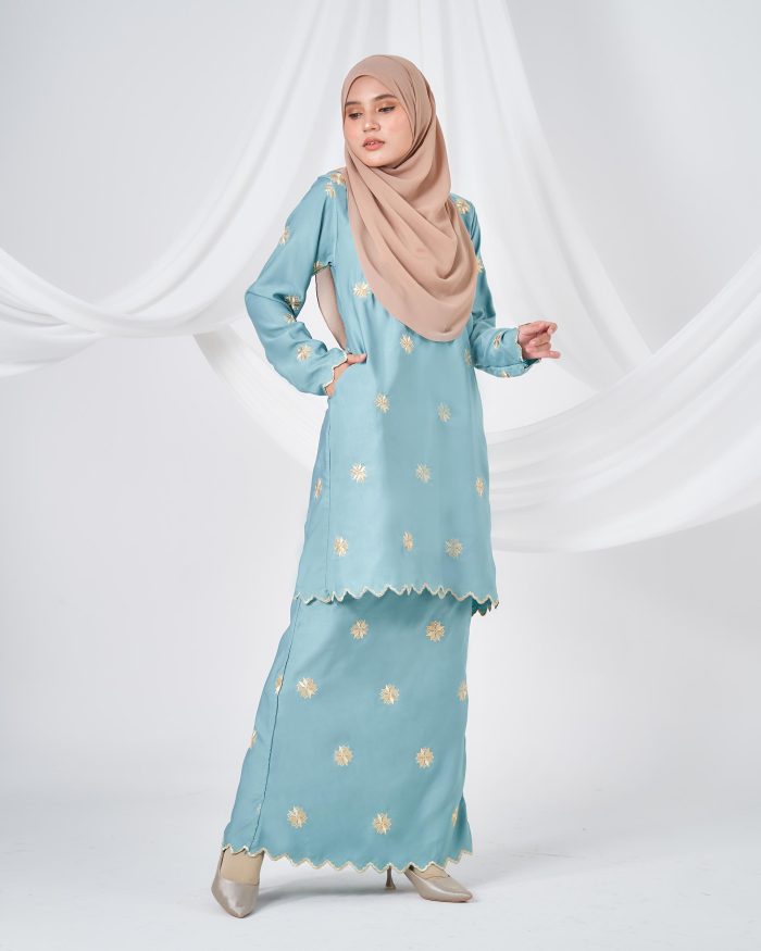 Baju Kurung Sulam Songket Tun Teja - Teratai Pastel Mint