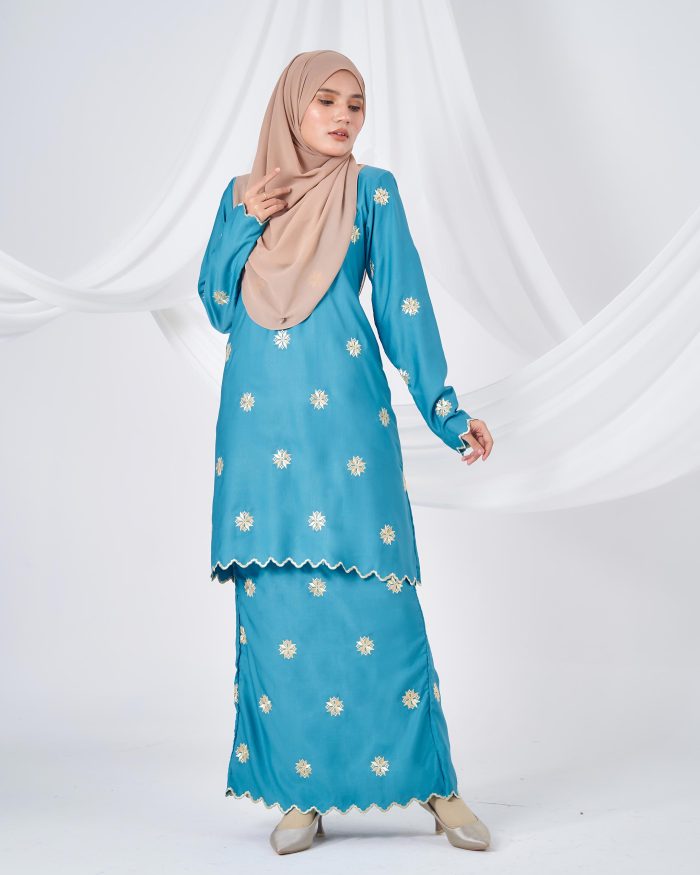 Baju Kurung Sulam Songket Tun Teja - Teratai Turquoise Aqua