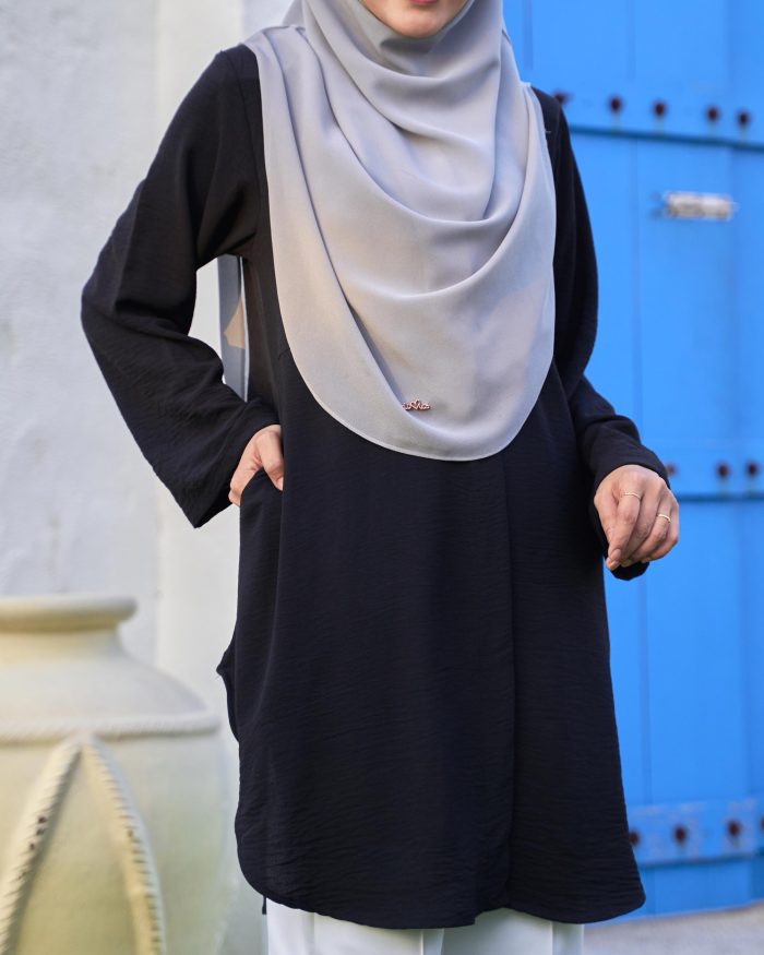 Blouse Rasha - Black - Image 4