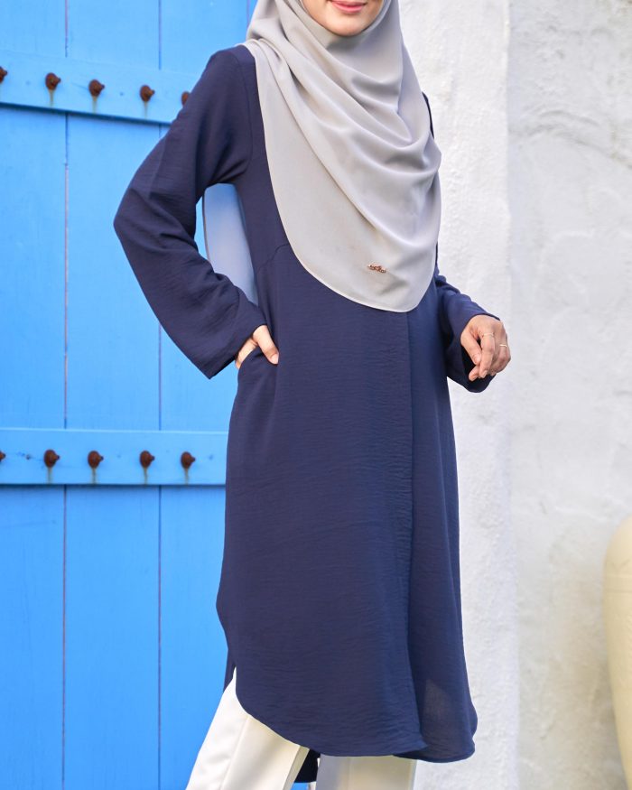 Tunic Rena 2.0 - Navy Blue - Image 4