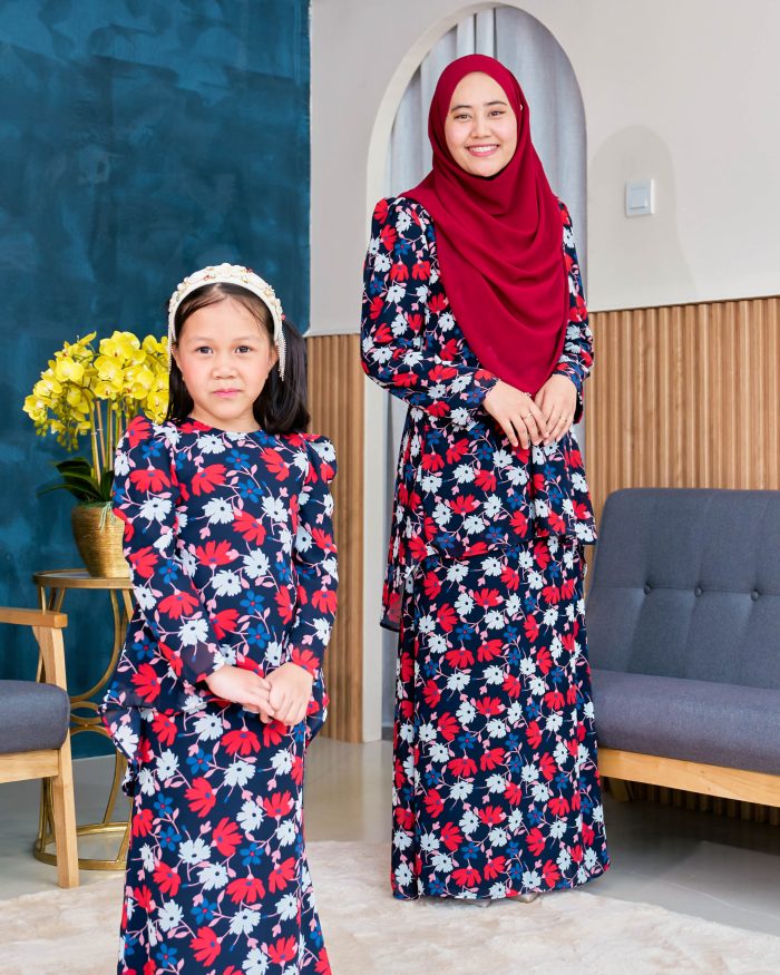 Baju Kurung Moden Chiffon Puffy Sandra Kids - Artic Ruby - Image 5