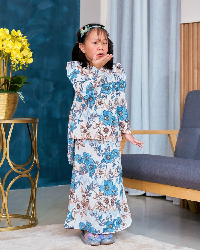 Baju Kurung Moden Chiffon Puffy Sandra Kids - Bluebell Mist - Image 2