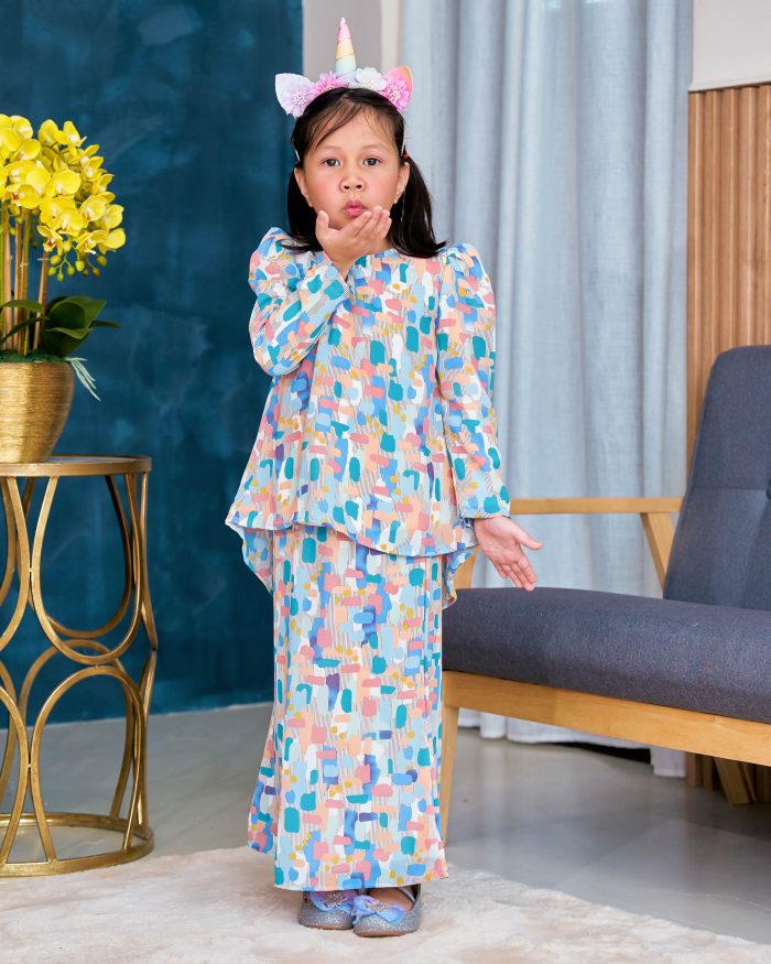 Baju Kurung Moden Chiffon Puffy Sandra Kids - Carolina Blue - Image 2